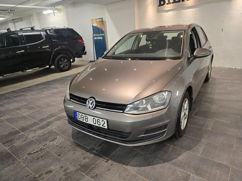 Begagnad VW Golf VII 105 HK (77 kW) 2014 Grå