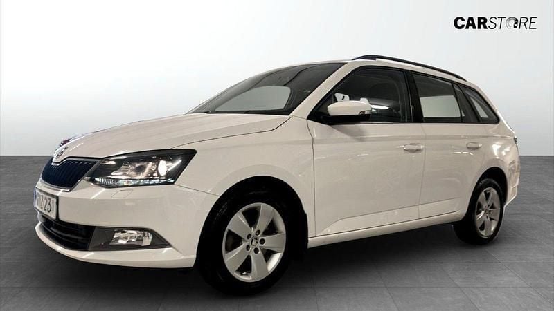 Vit Begagnad 2015 Skoda Fabia Style Kombi | 139 900 kr (Marknadspris) - Bild 1/4