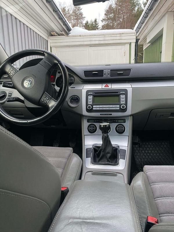 Begagnad VW Passat 140 HK (102 kW) 2007 Kombi