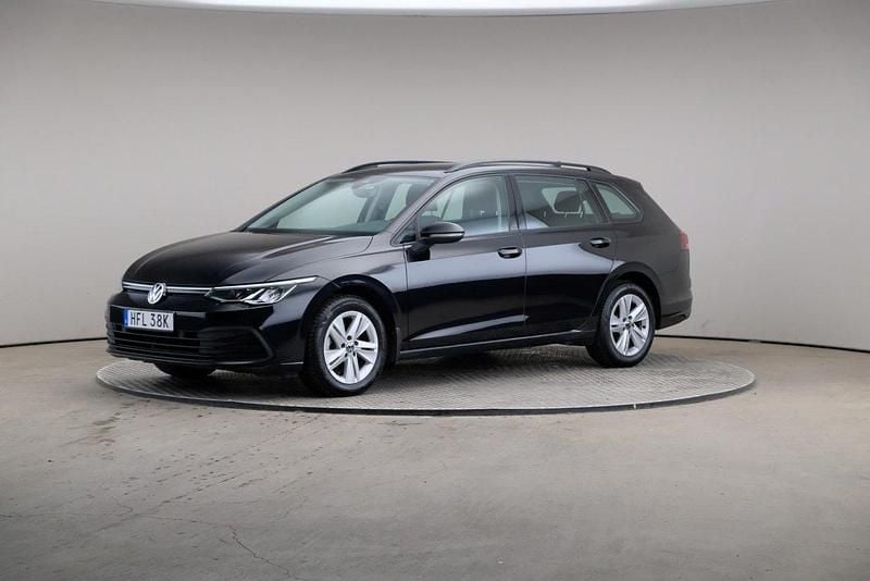 Svart Begagnad 2022 VW Golf VIII Kombi | 225 000 kr (Superpris) - Bild 1/4