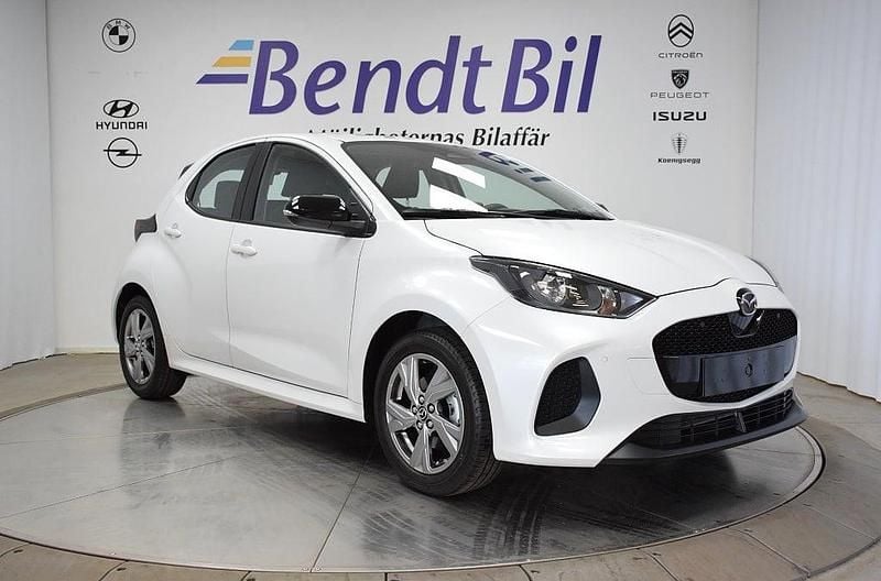 Vit Begagnad 2024 Mazda 2 Exclusive-Line Halvkombi | 234 500 kr (Bra pris) - Bild 1/4