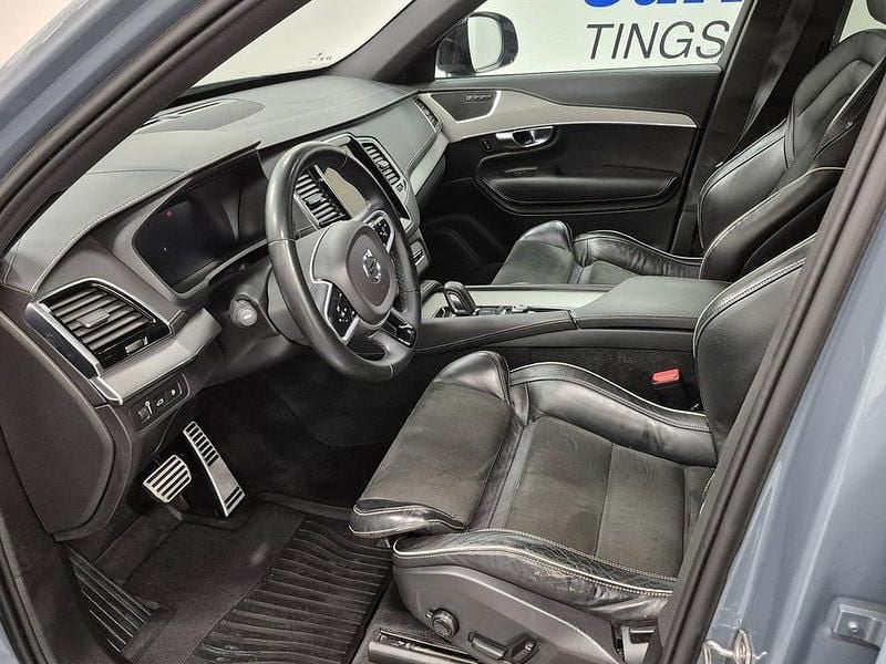 Begagnad Volvo XC90 R-Design 303 HK (222 kW) 2022 Thunder grey metallic SUV