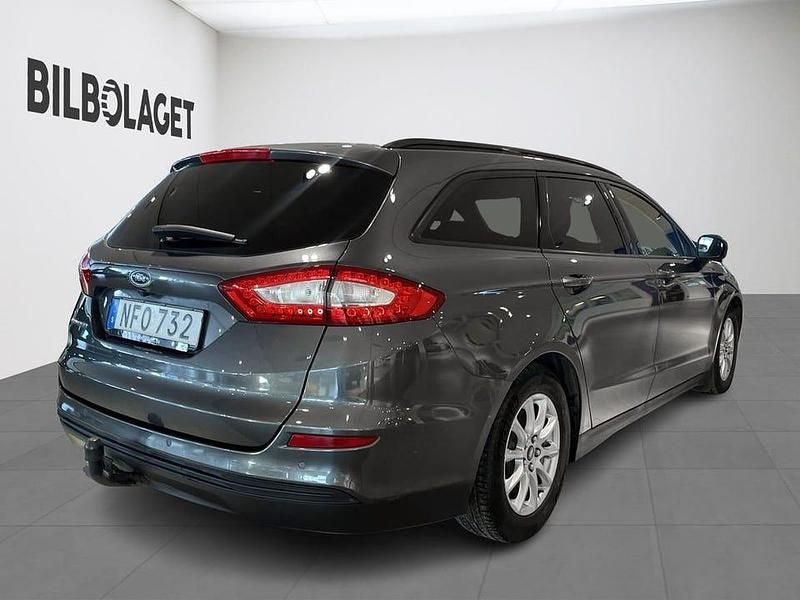 Begagnad Ford Mondeo Trend 150 HK (110 kW) 2016 Grå Kombi