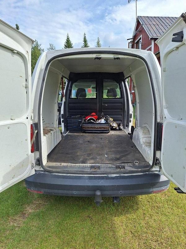 Vit Begagnad 2018 VW Caddy Maxi Minibuss | 84 000 kr (Bra pris) - Bild 1/4