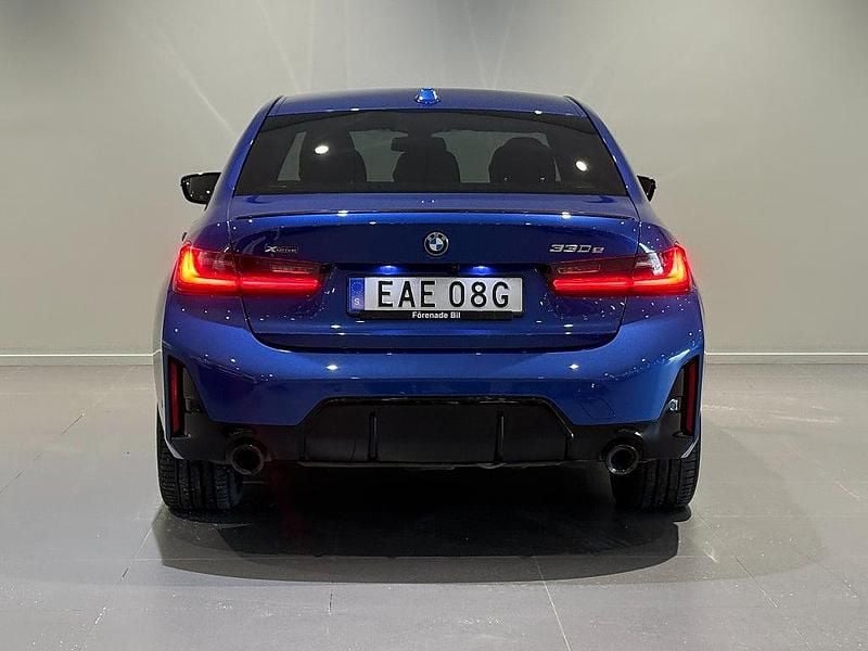 Begagnad BMW 330e M Sport 184 HK (135 kW) 2024 Blå Sedan