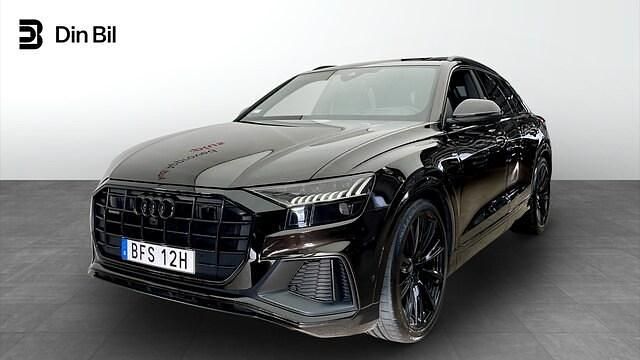 3v3v Begagnad 2022 Audi Q8 S-Line SUV | 829 000 kr - Bild 1/4