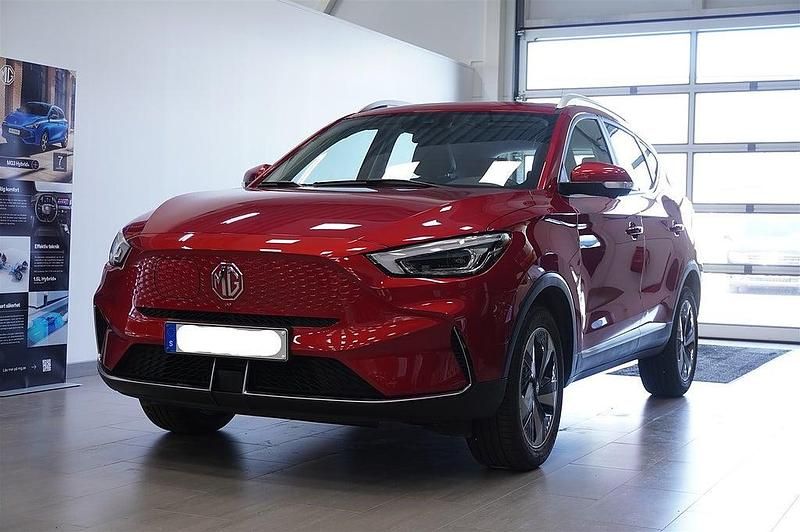 Röd Begagnad 2023 MG ZS Luxury SUV | 229 900 kr - Bild 1/4