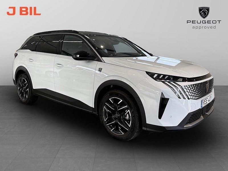 Vit Begagnad 2025 Peugeot 5008 GT Minibuss | 409 900 kr - Bild 1/4