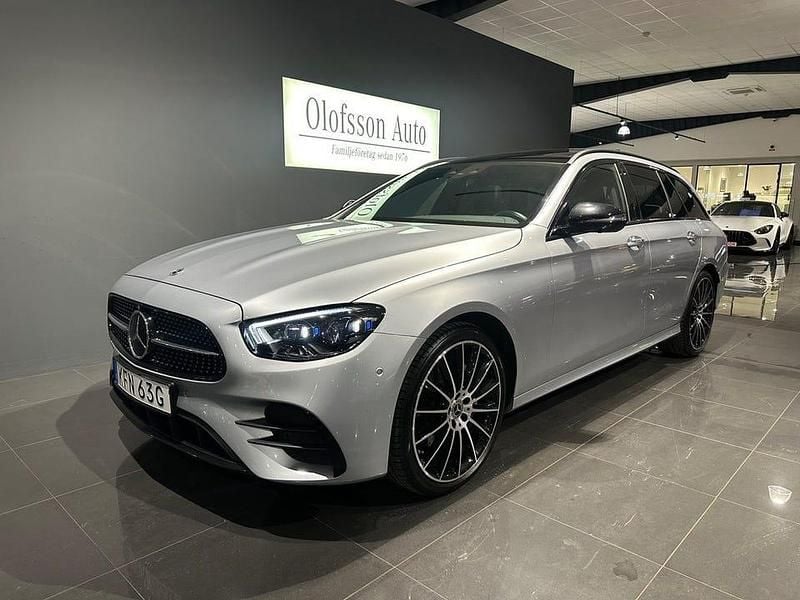 Hightech silver metallic Begagnad 2023 Mercedes E300 AMG Kombi | 479 000 kr - Bild 1/4