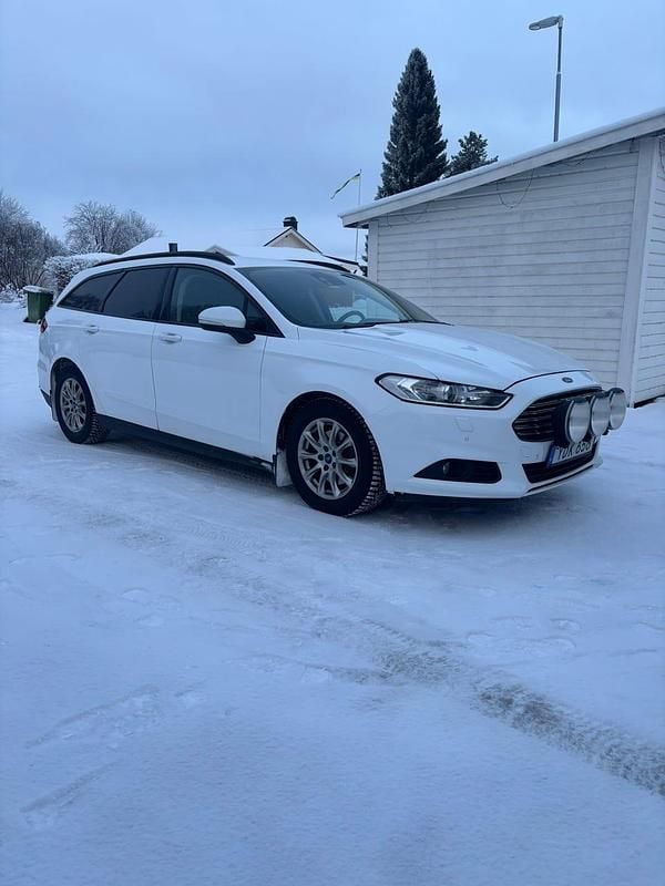 Begagnad Ford Mondeo 150 HK (110 kW) 2016 Kombi