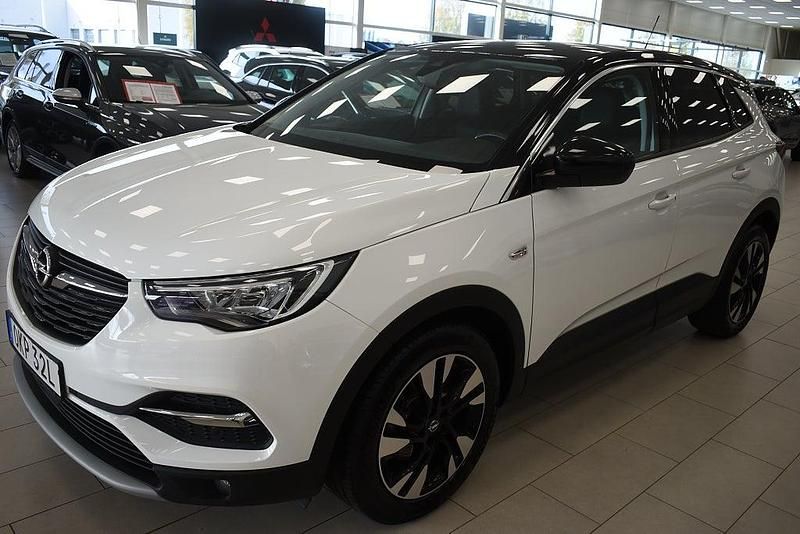 Begagnad Opel Grandland X Design Edition 131 HK (96 kW) 2020 Vit SUV