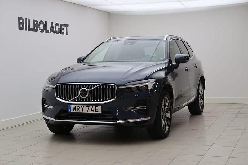 Blå Begagnad 2023 Volvo XC60 Plus SUV | 479 800 kr - Bild 1/4