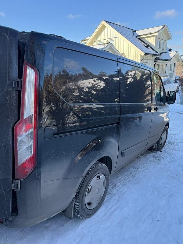 Begagnad Ford Transit Custom 130 HK (95 kW) 2020