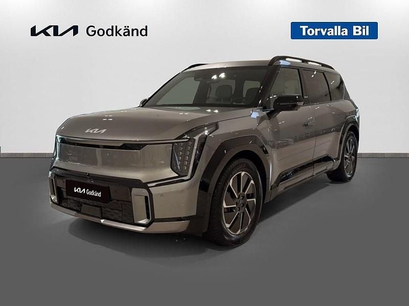 Grå (pebble grey) Begagnad 2024 Kia EV9 GT-Line SUV | 739 900 kr (Marknadspris) - Bild 1/4