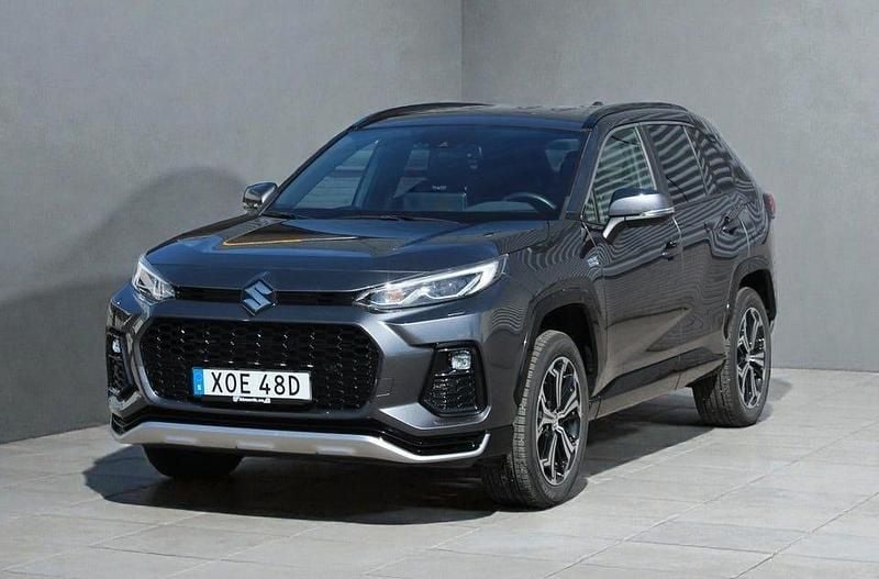 Grå Begagnad 2022 Suzuki Across SUV | 469 500 kr - Bild 1/4