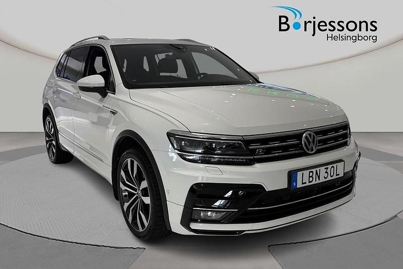 Vit Begagnad 2019 VW Tiguan Allspace SUV | 319 900 kr (Lite dyr) - Bild 1/4