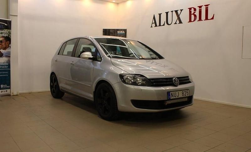 Silver Begagnad 2012 VW Golf VII Halvkombi | 49 900 kr (Superpris) - Bild 1/4