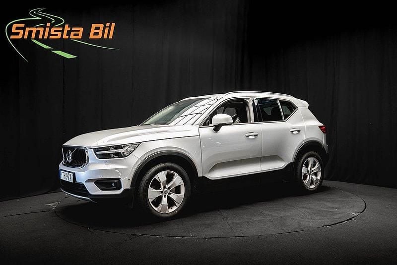 Silver Begagnad 2018 Volvo XC40 Pro SUV | 259 800 kr (Marknadspris) - Bild 1/3