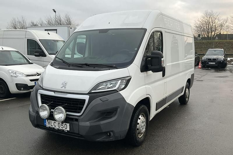 Vit Begagnad 2016 Peugeot Boxer Van | 65 000 kr (Marknadspris) - Bild 1/4