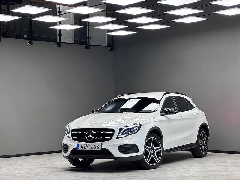 Begagnad 2019 Mercedes GLA200 AMG SUV | 259 900 kr - Bild 1/4