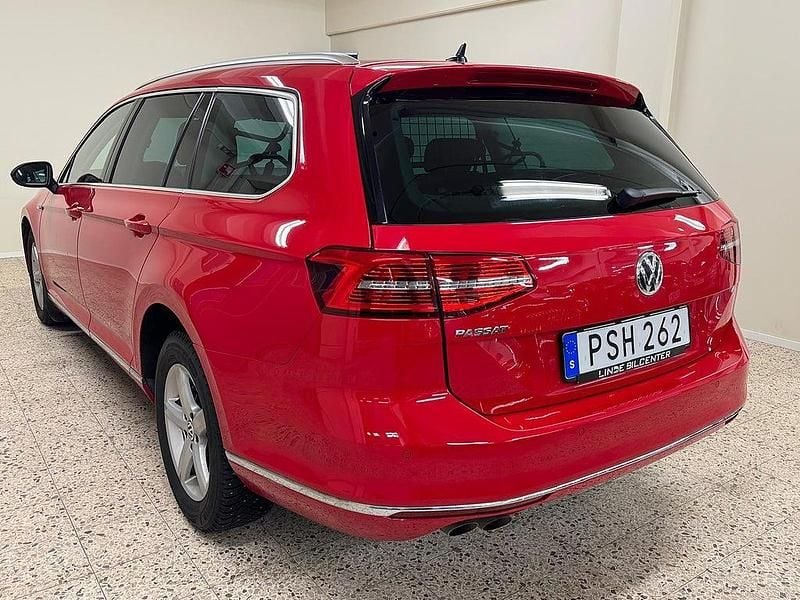 Begagnad VW Passat GT 190 HK (139 kW) 2018 Röd Kombi
