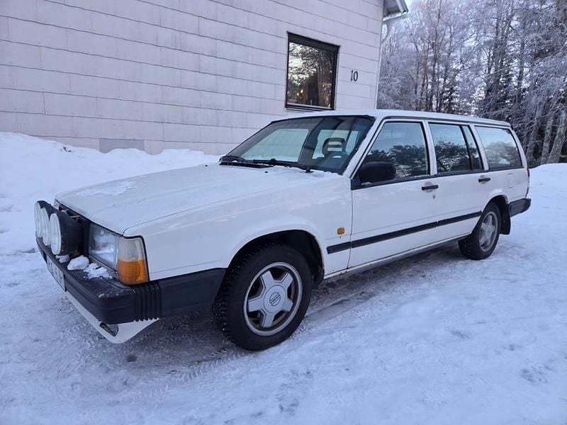 Begagnad 1988 Volvo 740 Kombi | 95 000 kr - Bild 1/4