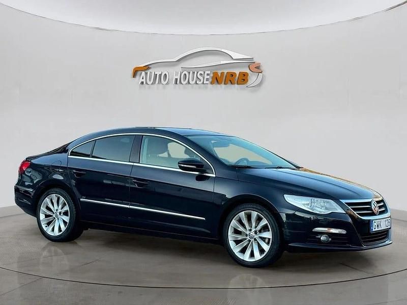 Begagnad VW Passat Highline 170 HK (125 kW) 2011 Svart