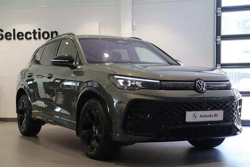 Grön Ny 2024 VW Tiguan R-line SUV | 519 000 kr (Bra pris) - Bild 1/3