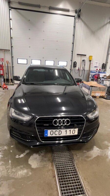 Svart Begagnad 2014 Audi A4 S-Line Kombi | 89 500 kr (Marknadspris) - Bild 1/4