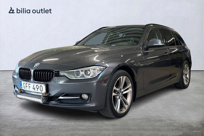 Grå Begagnad 2013 BMW 320 Sport Line Kombi | 119 900 kr (Marknadspris) - Bild 1/3