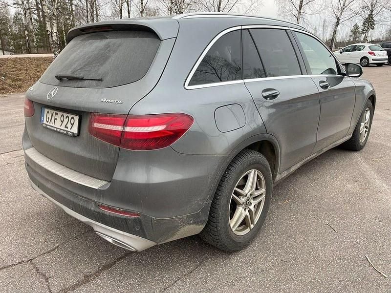 Begagnad Mercedes GLC220 170 HK (125 kW) 2018 Grå