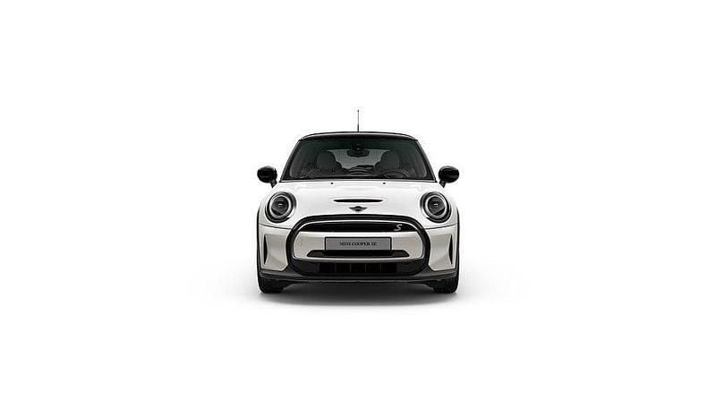 Begagnad Mini Cooper Essential 135 kW (184 HK) 2022 Vit Halvkombi