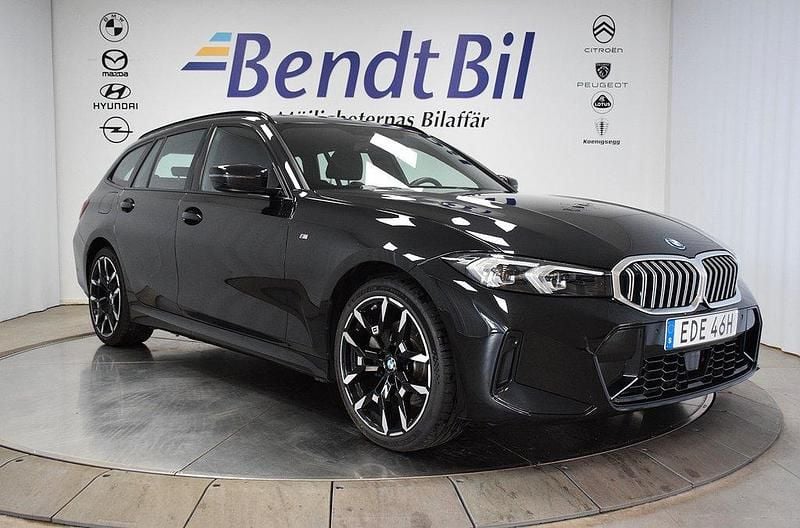 Svart Begagnad 2024 BMW 330e M Sport Kombi | 534 500 kr (Lite dyr) - Bild 1/3