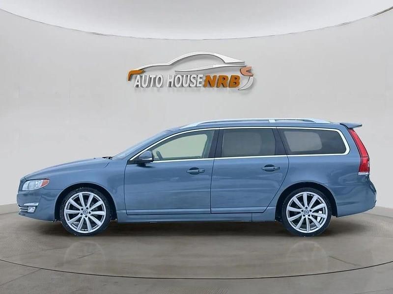 Blå Begagnad 2014 Volvo V70 Summum Kombi | 124 500 kr (Marknadspris) - Bild 1/4