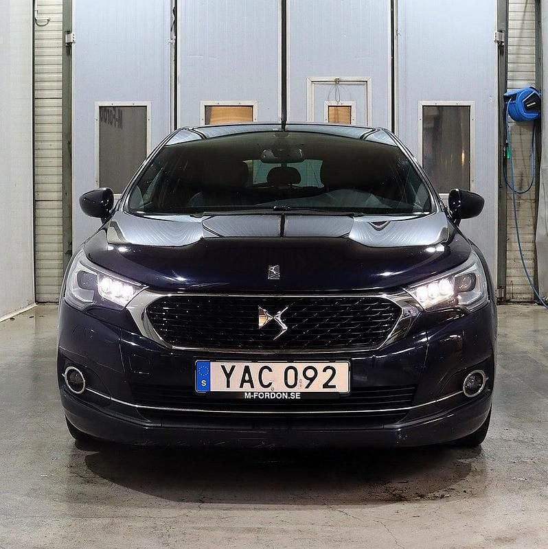 Begagnad DS Automobiles DS4 2015 Blå