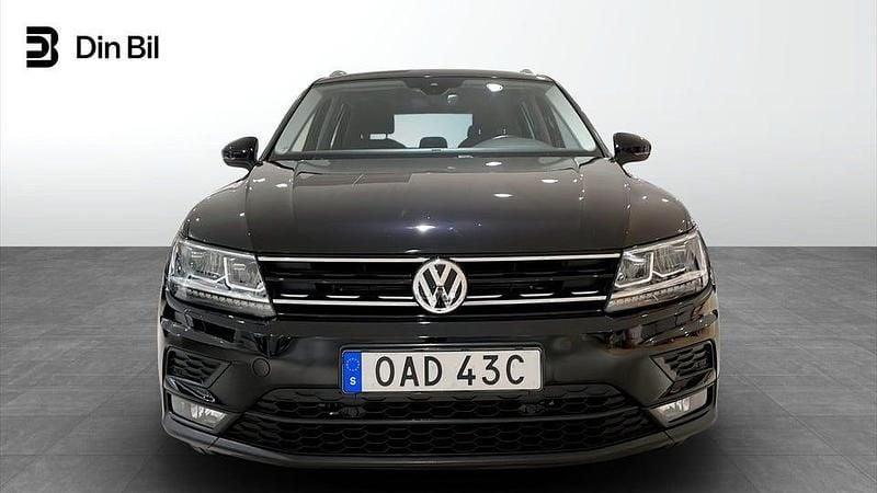Begagnad VW Tiguan Comfortline 190 HK (139 kW) 2019 Svart SUV