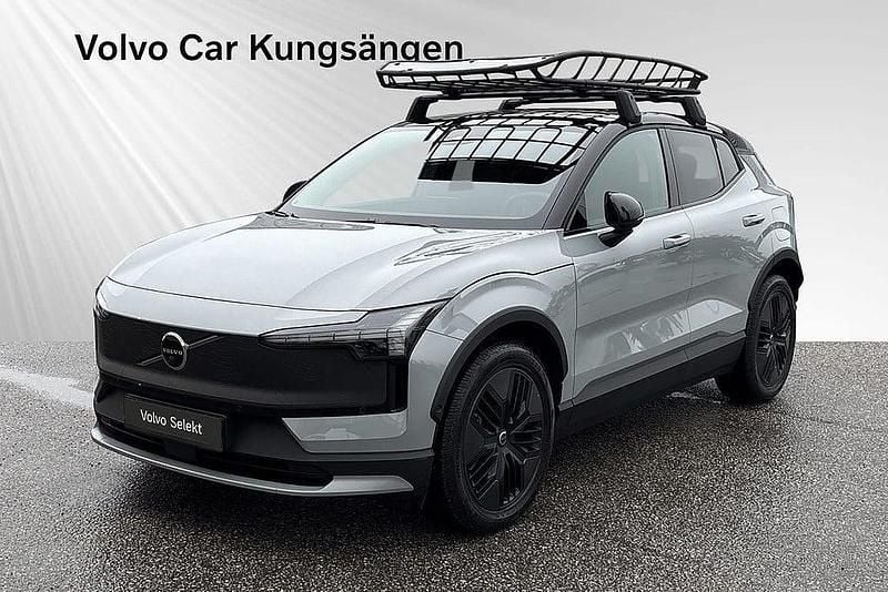 Grå Ny 2025 Volvo EX30 CC Performance SUV | 559 900 kr - Bild 1/2