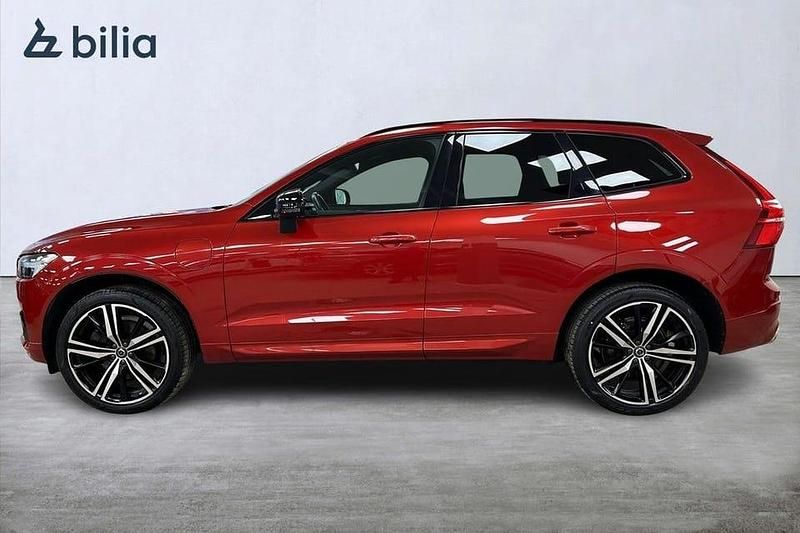 Begagnad Volvo XC60 R-Design 344 HK (253 kW) 2021 Röd SUV