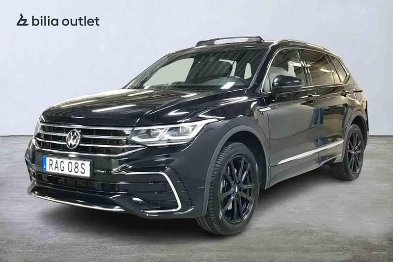 Svart Begagnad 2023 VW Tiguan Allspace SUV | 419 900 kr - Bild 1/1