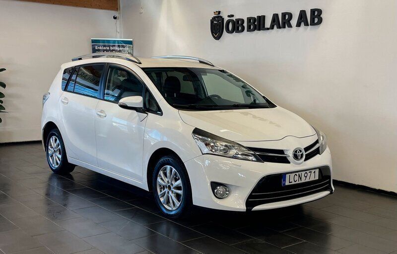 Vit Begagnad 2015 Toyota Verso Edition Minibuss | 89 900 kr (Marknadspris) - Bild 1/4