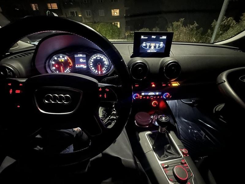 Vit Begagnad 2014 Audi A3 Sportback Halvkombi | 79 999 kr (Bra pris) - Bild 1/4