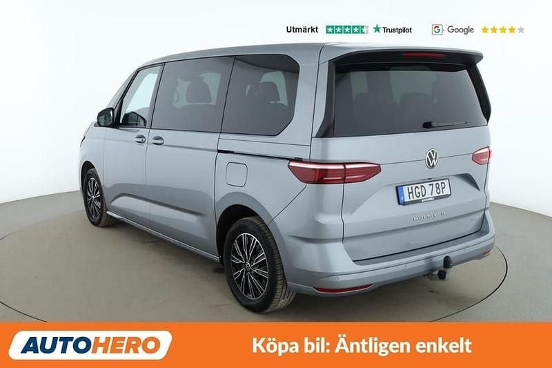 Begagnad VW Multivan 220 HK (161 kW) 2024 Silver Van