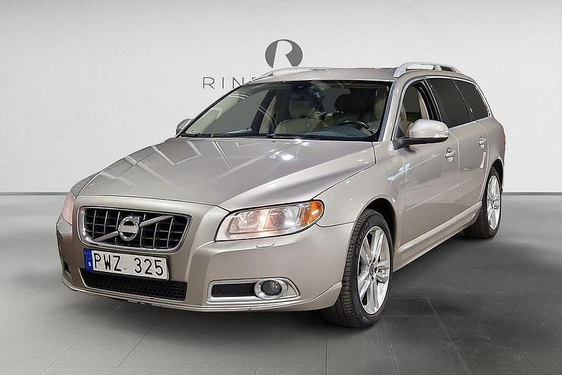Ljusbrun (brun) Begagnad 2010 Volvo V70 Summum Kombi | 89 900 kr (Marknadspris) - Bild 1/3