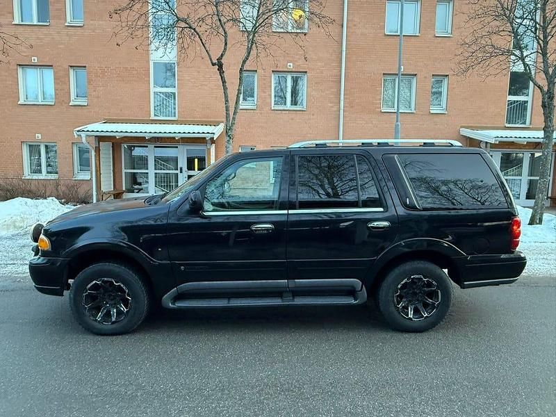 Begagnad Lincoln Navigator 304 HK (223 kW) 2000 SUV