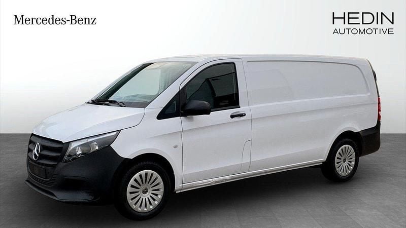 Vit (white) Begagnad 2024 Mercedes Vito Minibuss | 512 375 kr (Dyr) - Bild 1/4