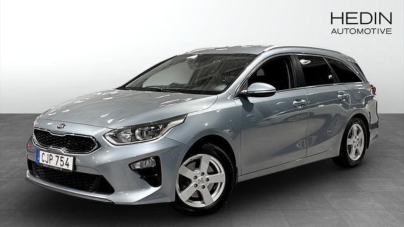 Grå Begagnad 2018 Kia Ceed Sportswagon Kombi | 169 000 kr (Marknadspris) - Bild 1/4