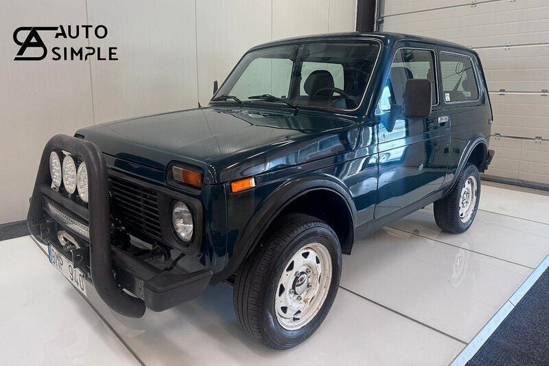 Grön Begagnad 2008 Lada niva SUV | 79 900 kr - Bild 1/3