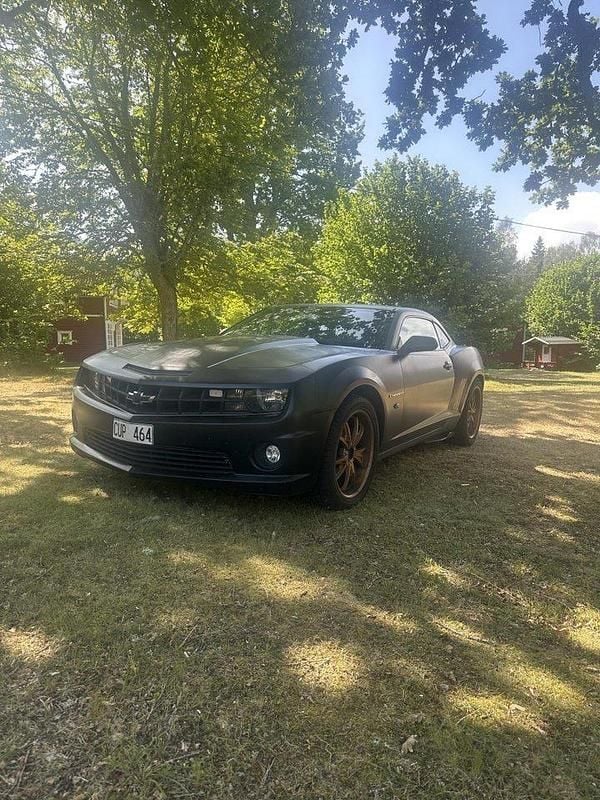 Svart Begagnad 2010 Chevrolet Camaro Sportkupé | 240 000 kr - Bild 1/4