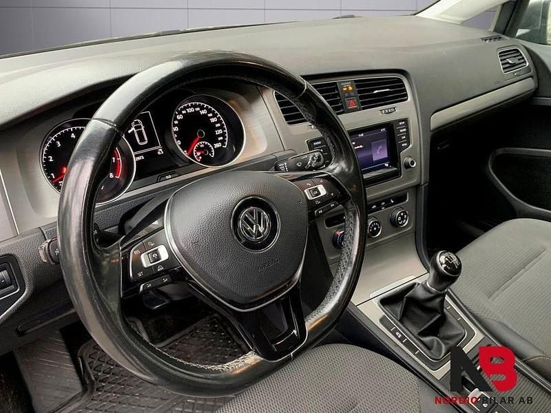 Begagnad VW Golf VII 106 HK (77 kW) 2014 Grå Kombi