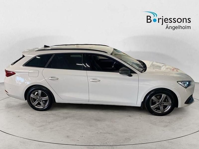 Begagnad Seat Leon FR 132 HK (97 kW) 2020 Vit Kombi
